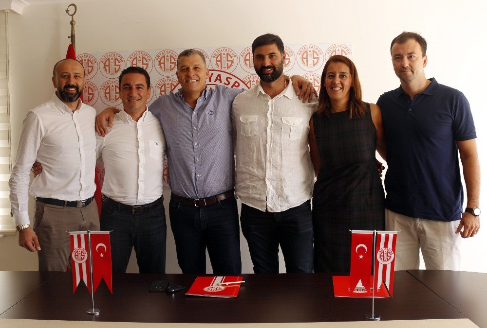 Antalyaspor, Arda Vekiloğlu’yla Anlaştı