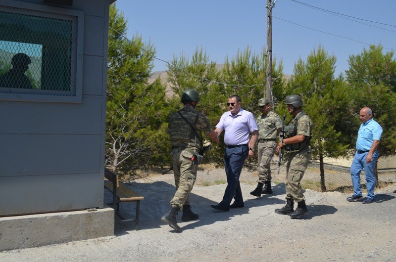 Hasankeyf Kaymakamı Yol Kontrol Noktalarını Denetledi