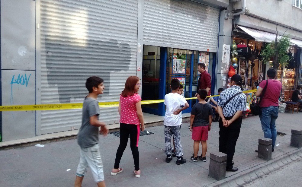 -beyoğlu’nda Silahlı Market Soygunu