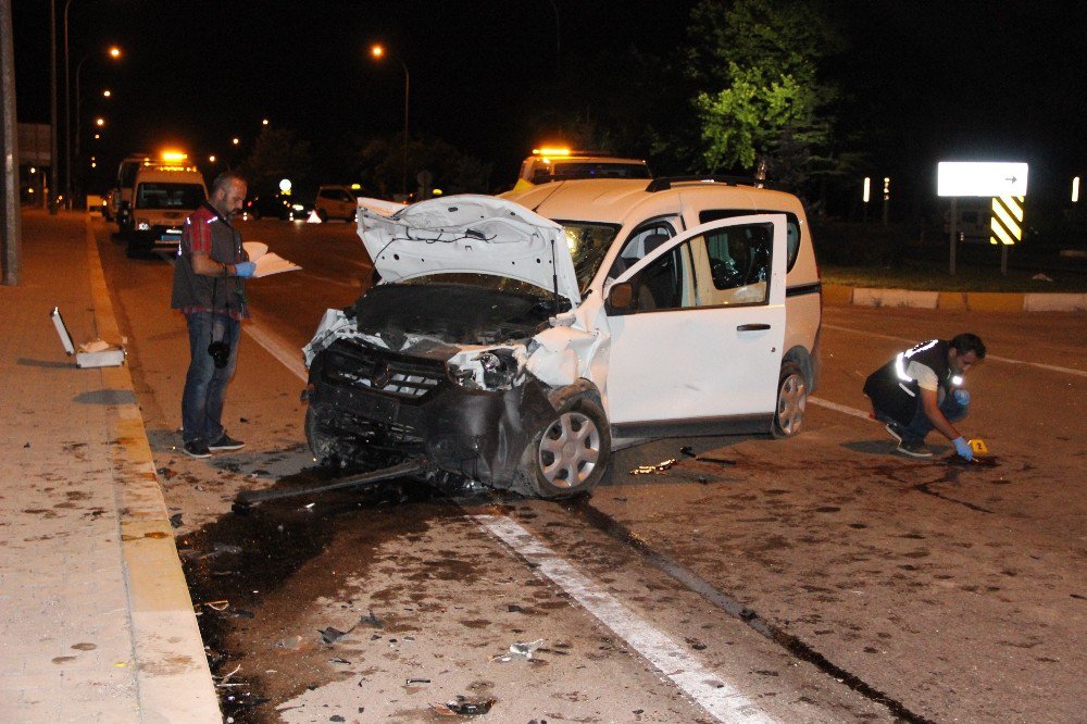 Karaman’da Trafik Kazası: 1 Ölü, 9 Yaralı