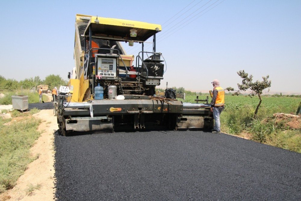 Kırsal Mahallelerde Sıcak Asfalt Sevinci