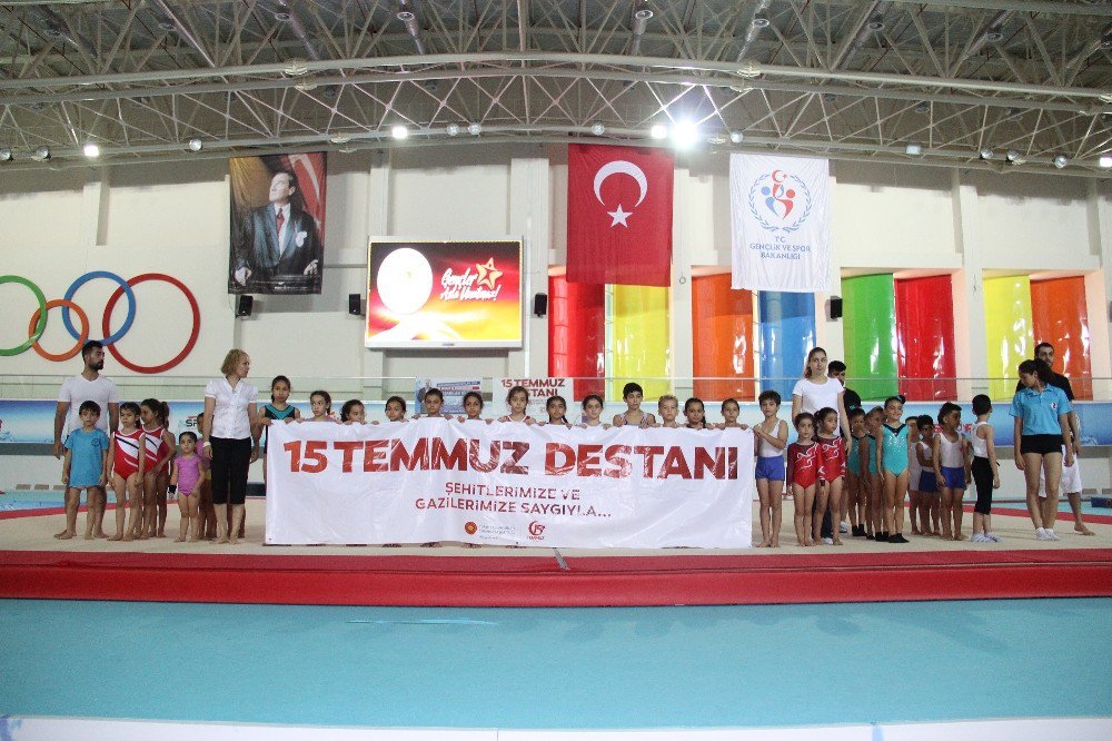 Mersin’de 2 Bin Sporcu 15 Temmuz Şehitleri Anısına Yarıştı