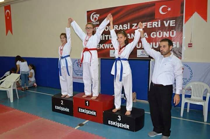 Pazaryerili Taekwondocular Ödülleri Topladı