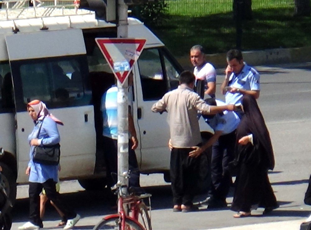 Şüpheli Araç Polisi Harekete Geçirdi