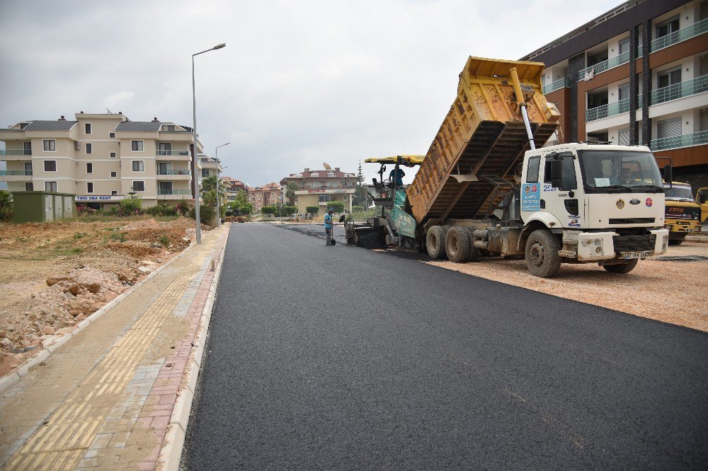 Hastanesi Çevresine Sıcak Asfalt