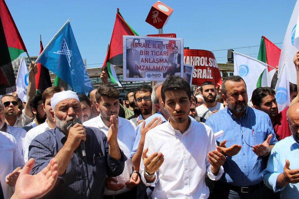 Kayseri’deki Kudüs Protestolarında İsrail Bayrağı Yaktılar