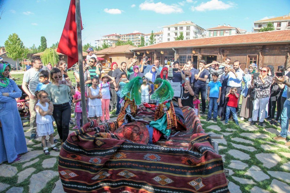 Yok Olmaya Yüz Tutan Kaşık Kukla Oyunu Altınköy’de Hayat Buldu