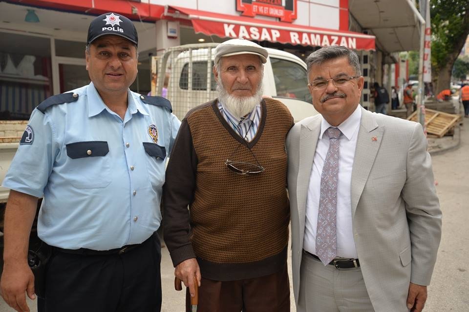 Başkan Yağcı, Kent Merkezinde Bulunan Esnafı Ziyaret Etti