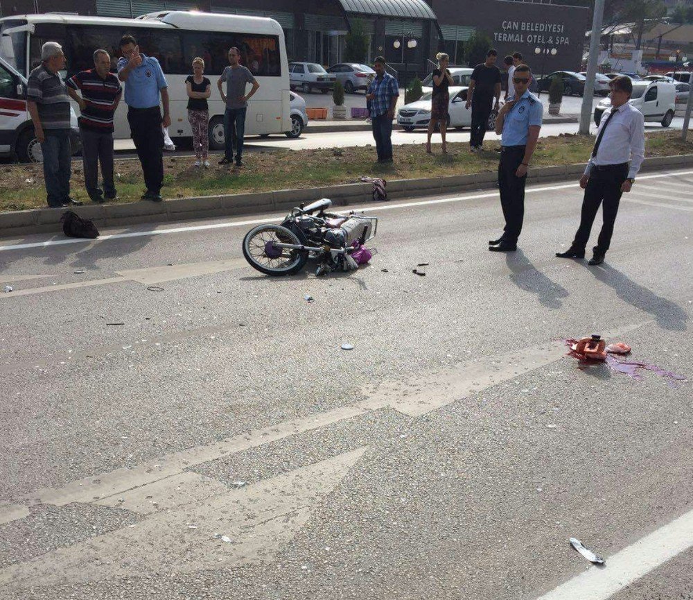 Çan’da Trafik Kazası: 1 Ölü, 1 Yaralı