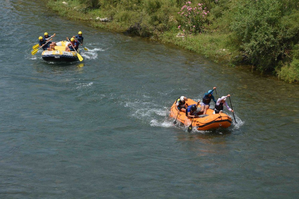 Türkiye Rafting Şampiyonası Devam Ediyor