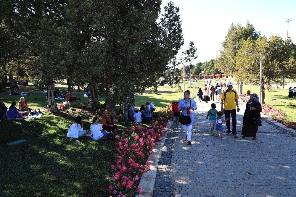 Teleferik Ve Bağbaşı Yaylasına Serinleme İlgisi