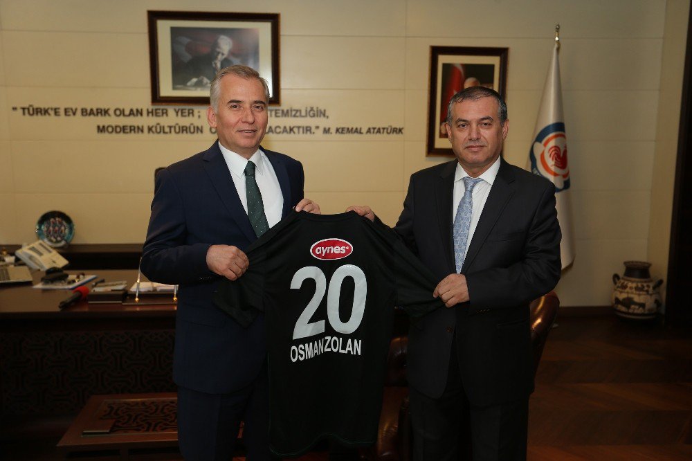 Başkan Zolan’a Denizlispor Forması