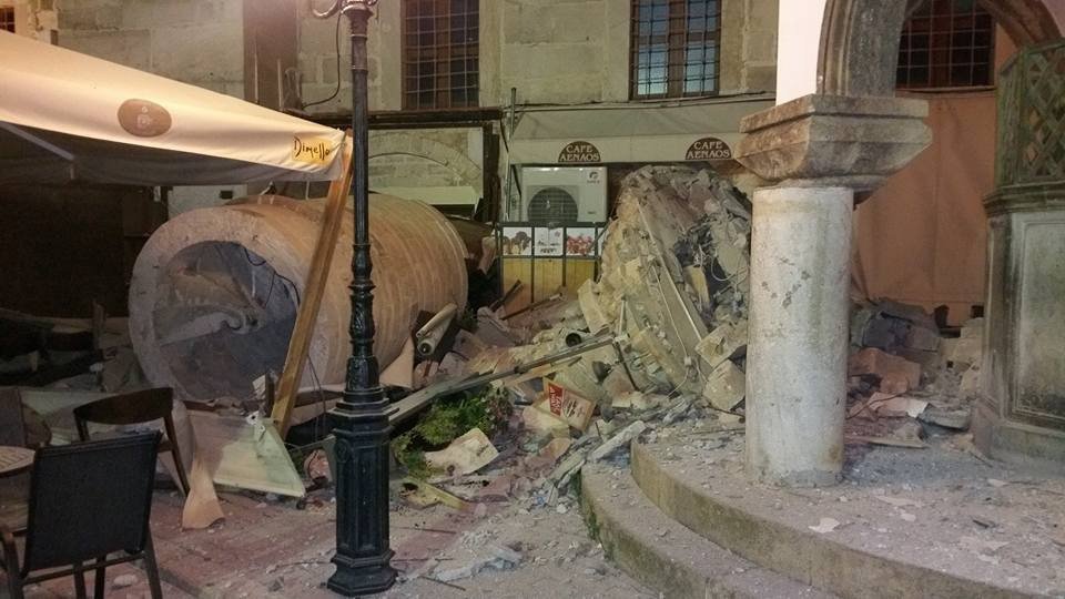 Kos Adası’ndaki Caminin Minaresi Yıkıldı, Büyük Hasar Oluştu