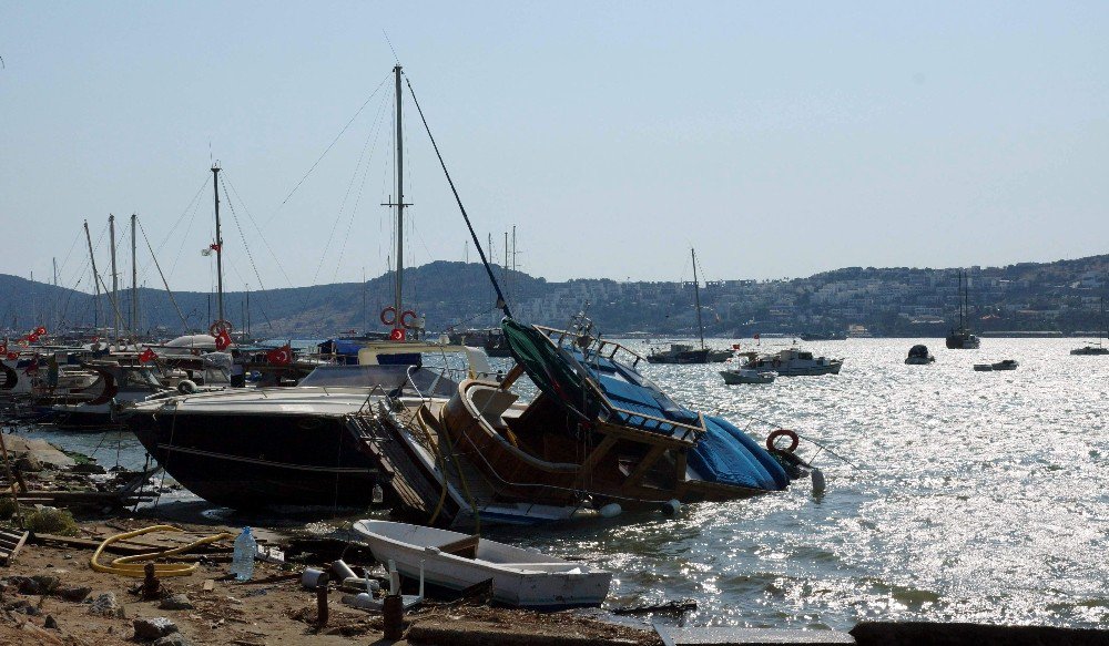 Bodrum’da Depremin Yaraları Sarılıyor