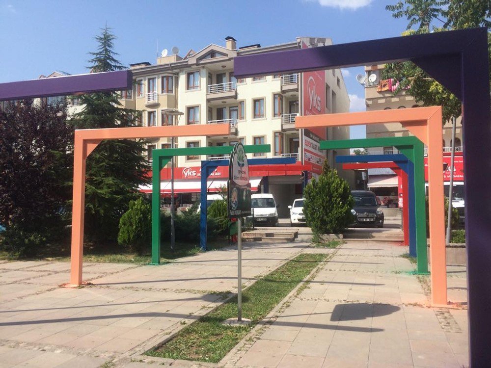 Gölbaşı’nda Parklar Bakıma Alındı