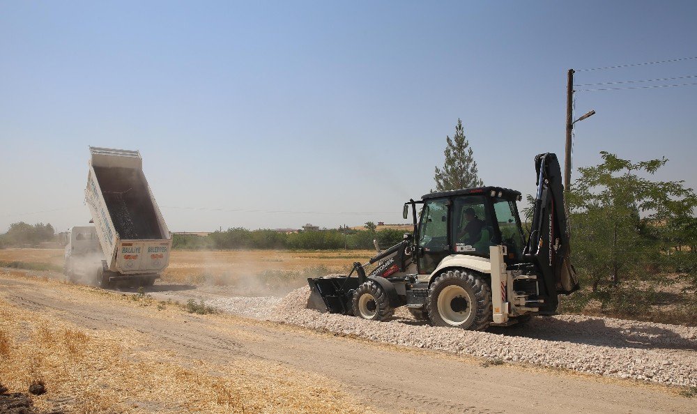 Haliliye Belediyesi Yol Çalışmalarını Sürdürüyor