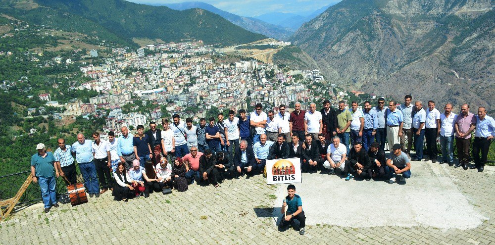 Bitlis Ve Artvin Arasında Gönül Köprüleri Kuruldu