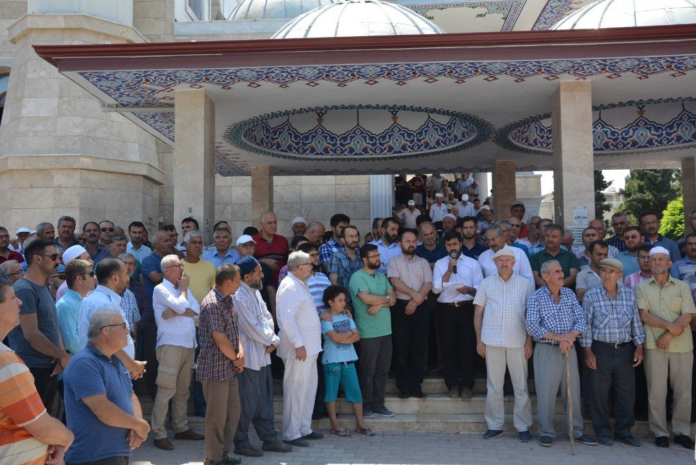 İsrail’in Kudüs Kuşatması Protesto Edildi