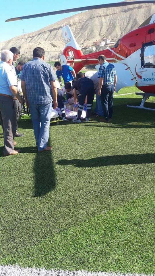 Kalp Krizi Geçiren İlçe Müftüsü Hava Ambulansı İle Tötm’e Kaldırıldı