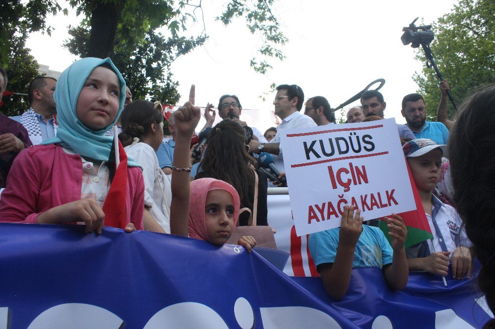 İsrail’in Kudüs Kuşatması Bursa’da Protesto Edildi