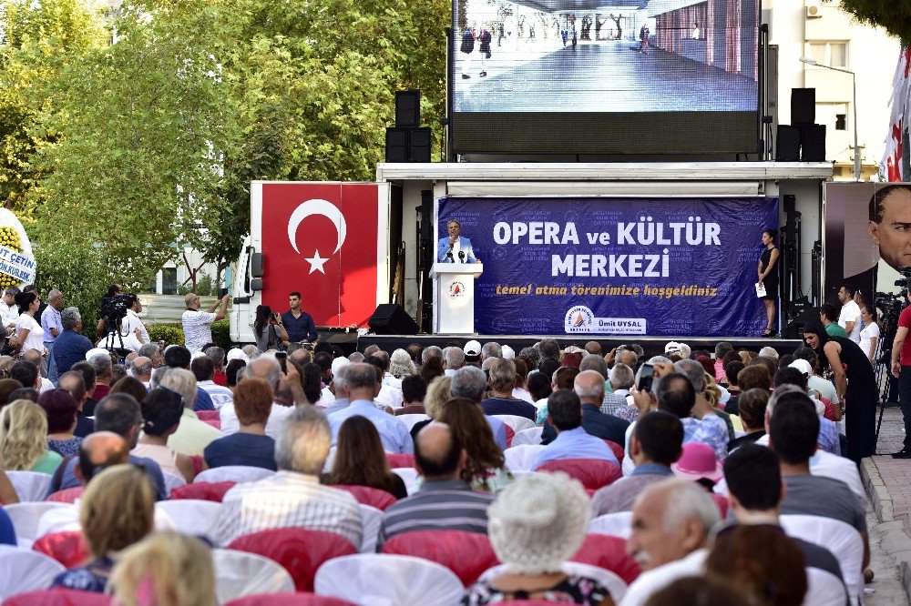 Muratpaşa’da Gösteri Merkezi’nin Temeli Atıldı