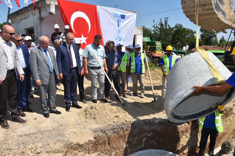 Hayrabolu’da Muhtelif Mahalleler İçme Suyu İle Kanalizasyon İnşaatının Temeli Atıldı