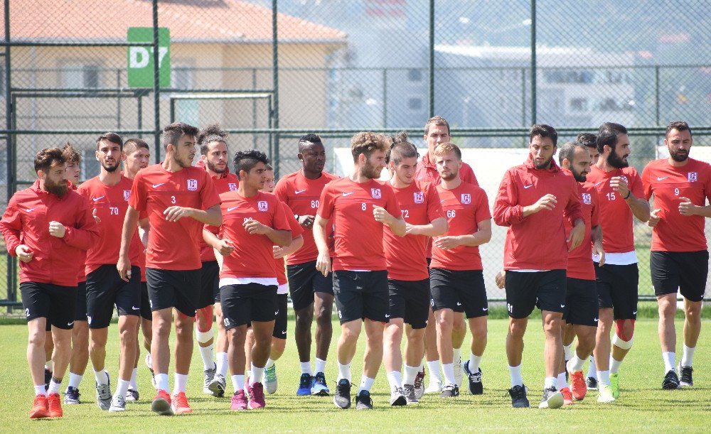 Balıkesirspor Afyon’da Hazırlıklarını Sürdürüyor