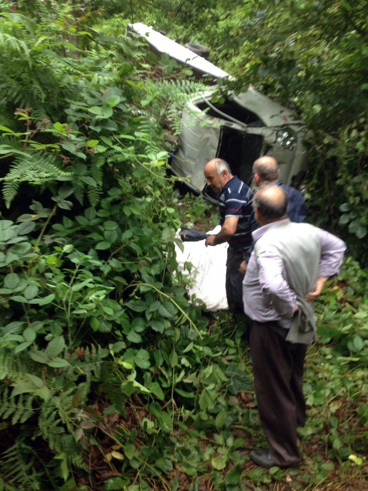 Giresun’da Trafik Kazası: 1 Ölü, 1 Yaralı