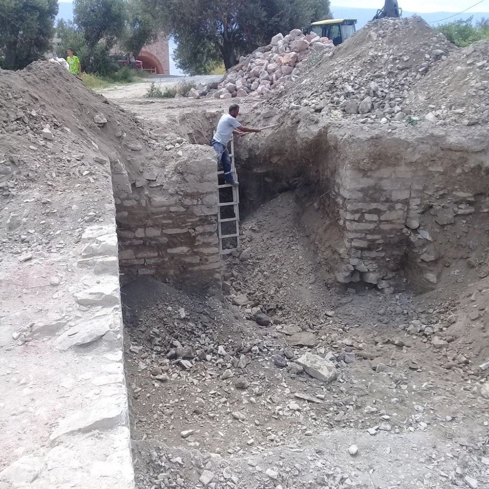 Hereke Kalesi’nde Restorasyon Çalışmaları Sürüyor