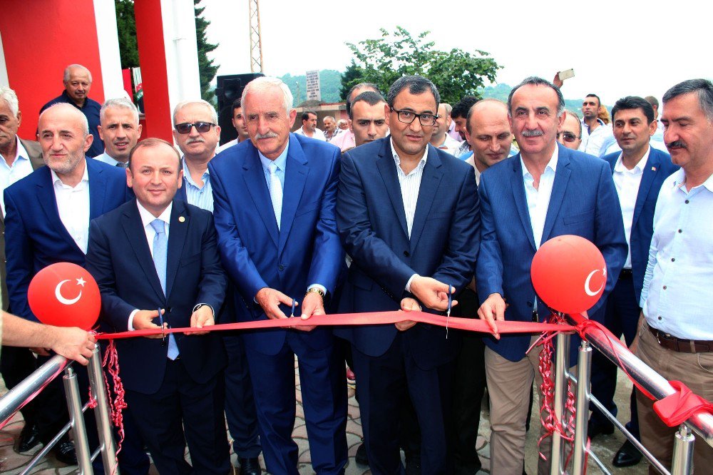 Vali Harun Sarıfakıoğulları Cami Açılışına Katıldı