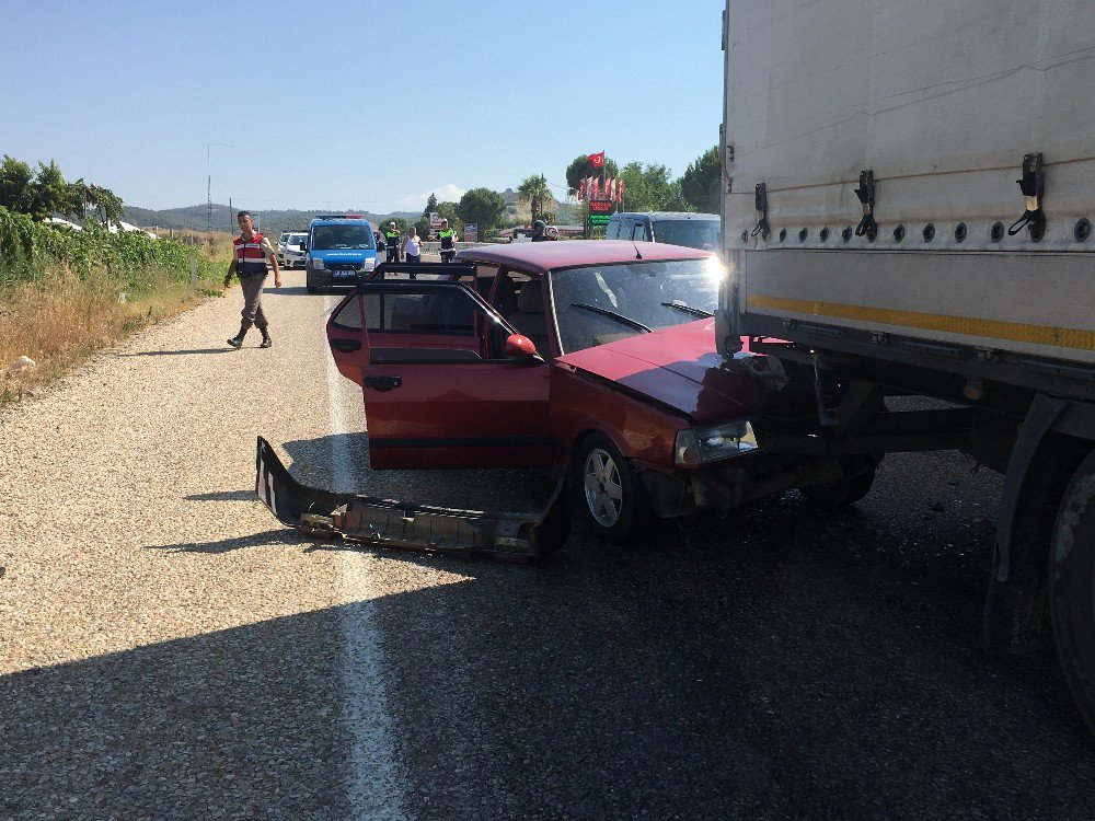 Manisa’da Zincirleme Trafik Kazası: 4 Yaralı