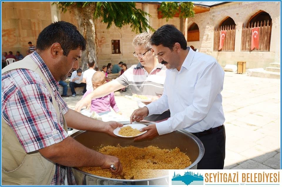 Her Cuma Günü ‘Battalgazi Lokması’ Dağıtılıyor