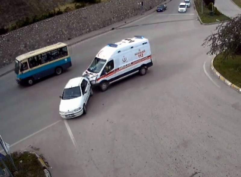 Karabük’te Trafik Kazaları Mobese Kamerasında