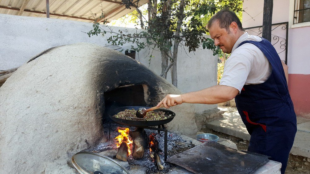 Meclis Stresini Köyde Atıyor