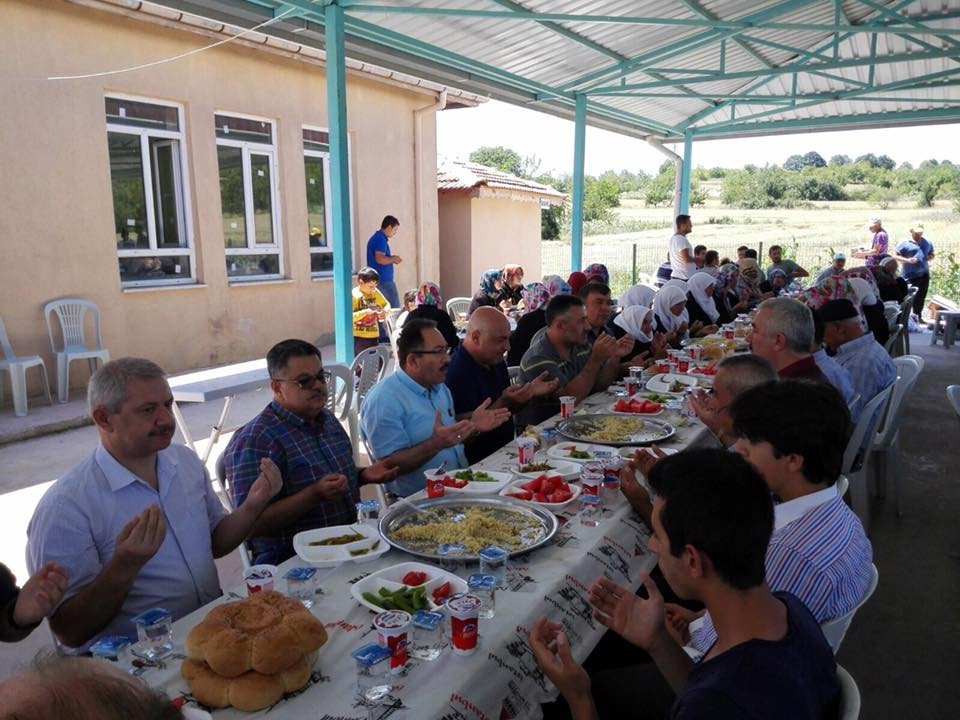 Başkan Yağcı, Cumalıköy’deki Harman Pilavı Etkinliğine Katıldı