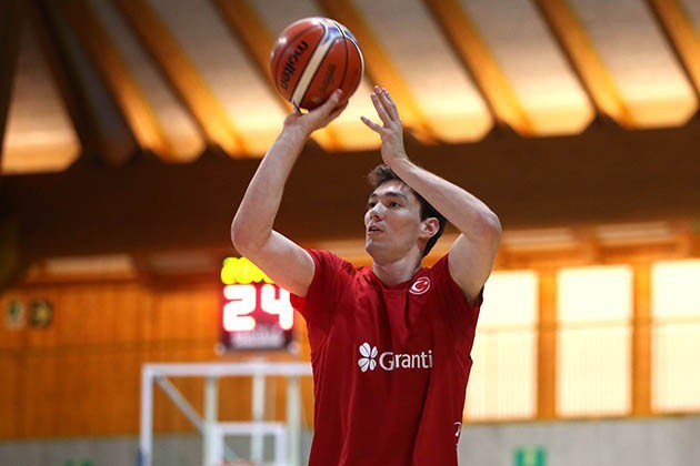 A Milli Erkek Basketbol Takımı, Bormio’da İlk Antrenmanını Yaptı