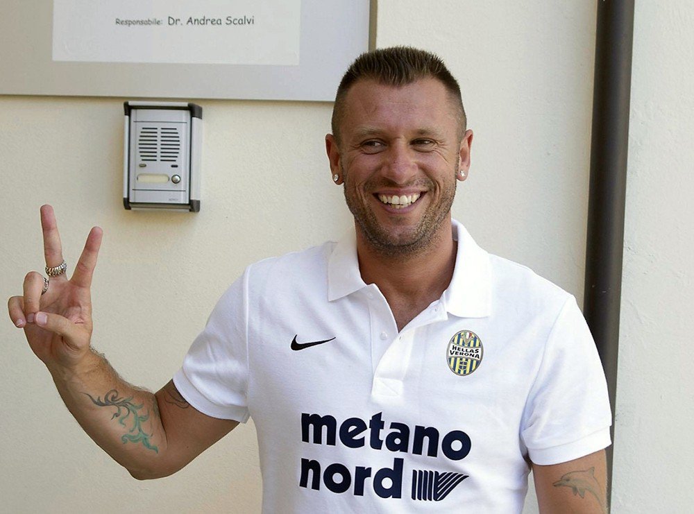 Cassano Yine Fikir Değiştirdi Ve Futbolu Bıraktı