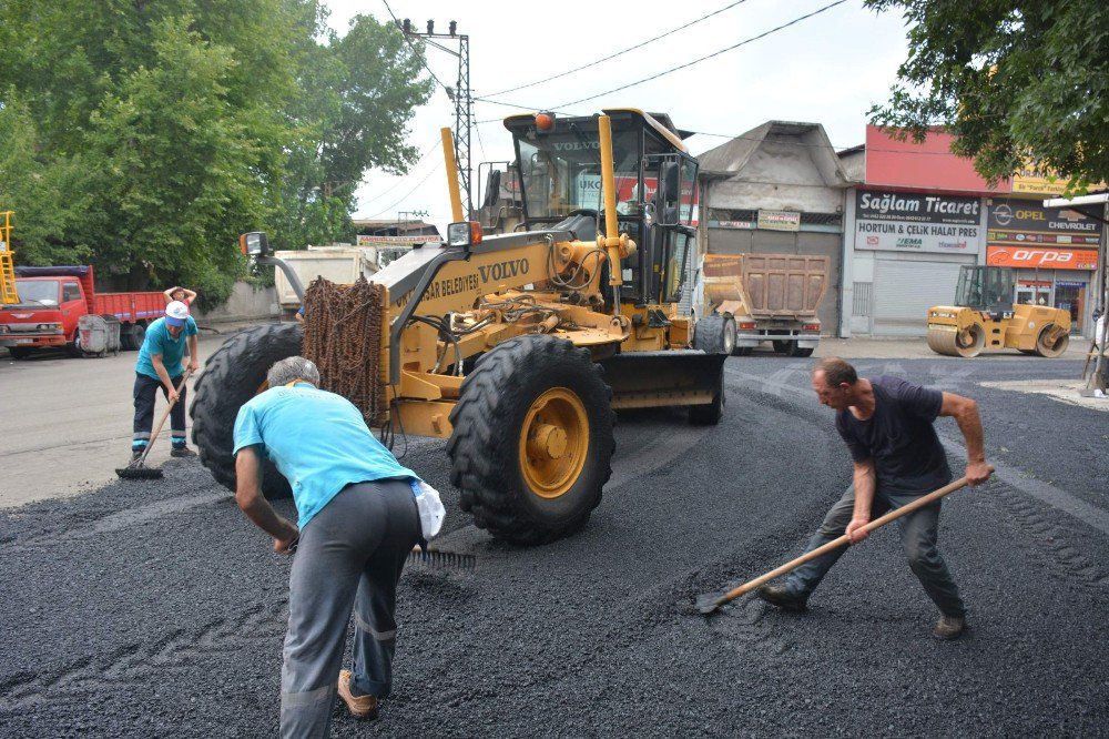 Büyük Sanayi Sitesi’nin Asfalt Sorunu Çözüldü