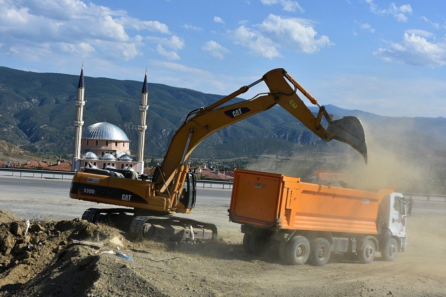 Tosya Sapaca Köyüne Alt Geçit Yapılıyor