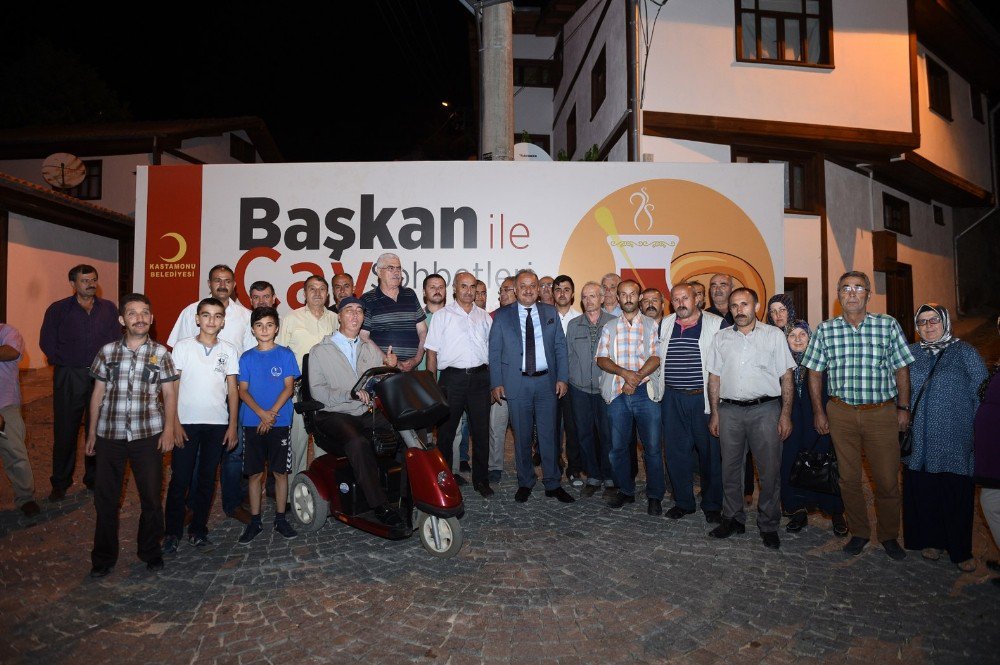 ‘Başkan İle Çay Sohbetleri’ Hisarardı Mahallesiyle Devam Etti