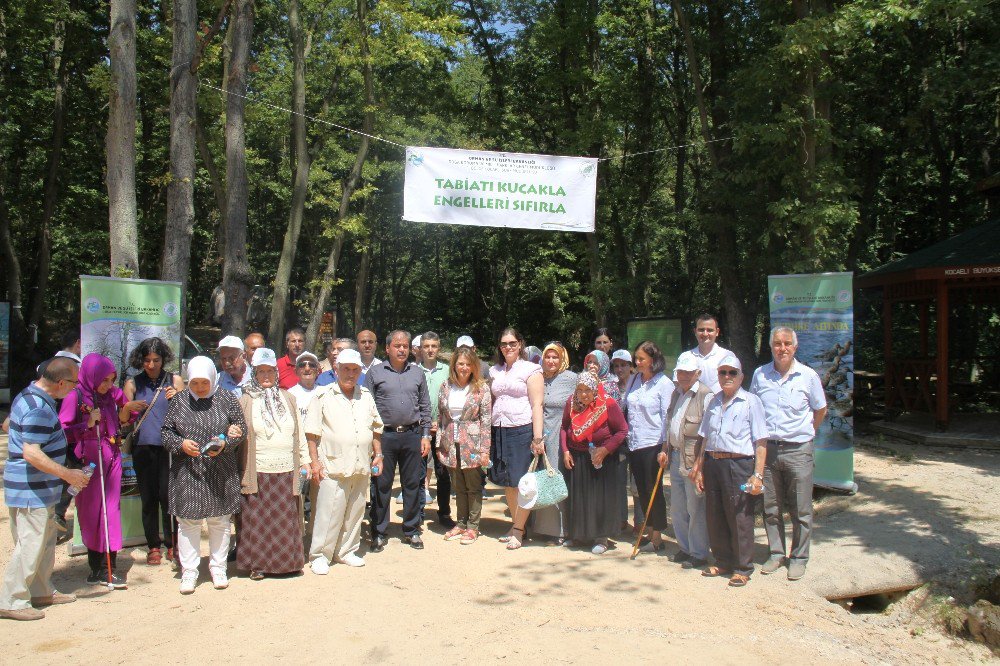 Huzurevi Sakinleri Doğal Yaşam Parkı’nı Gezdi