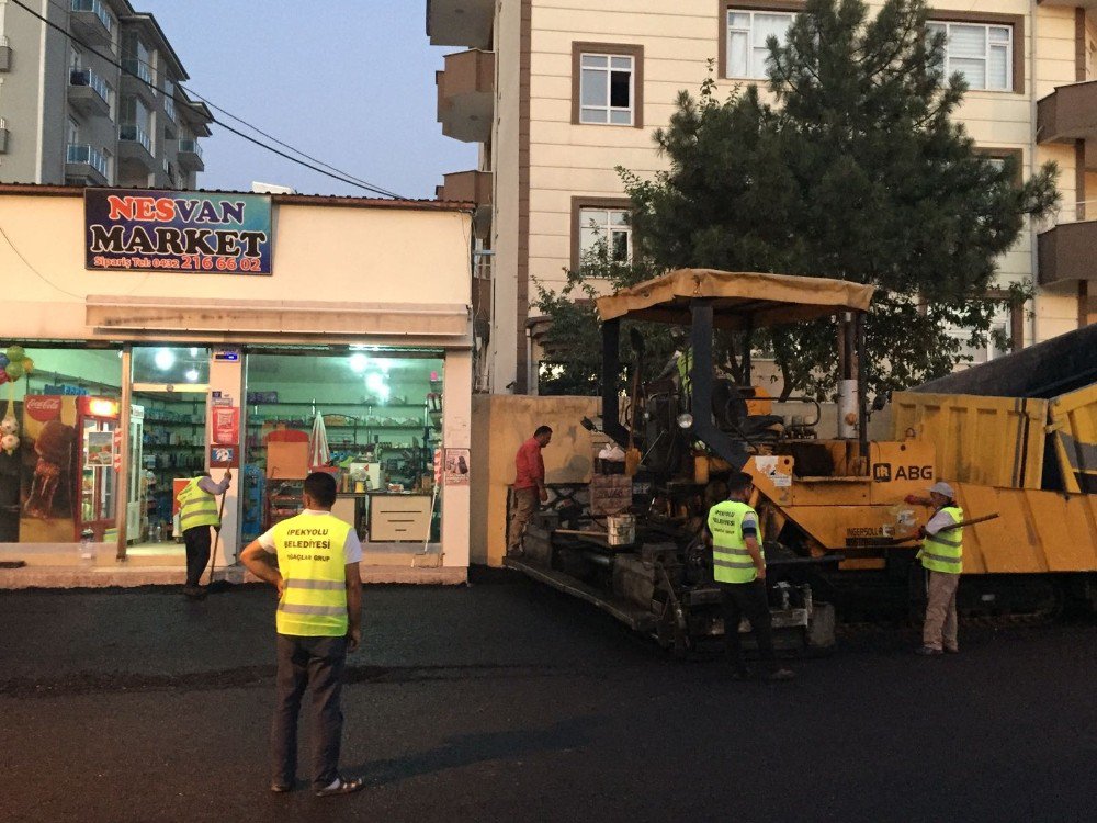 İpekyolu Belediyesinden Yol Asfaltlama Çalışması