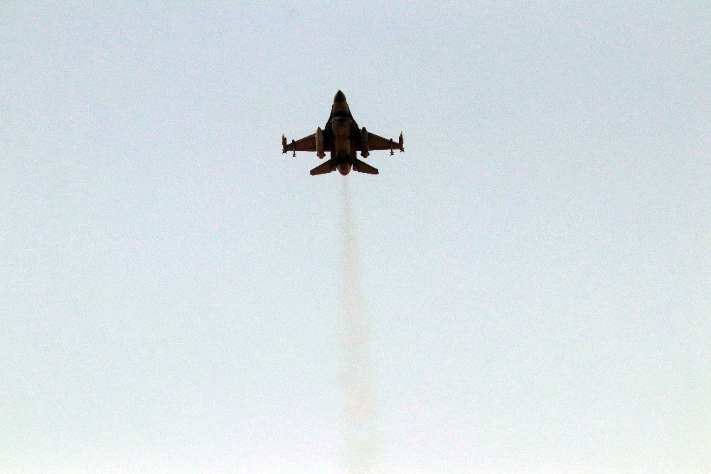 İncirlik Hava Üssü’nde Askeri Hava Hareketliliği