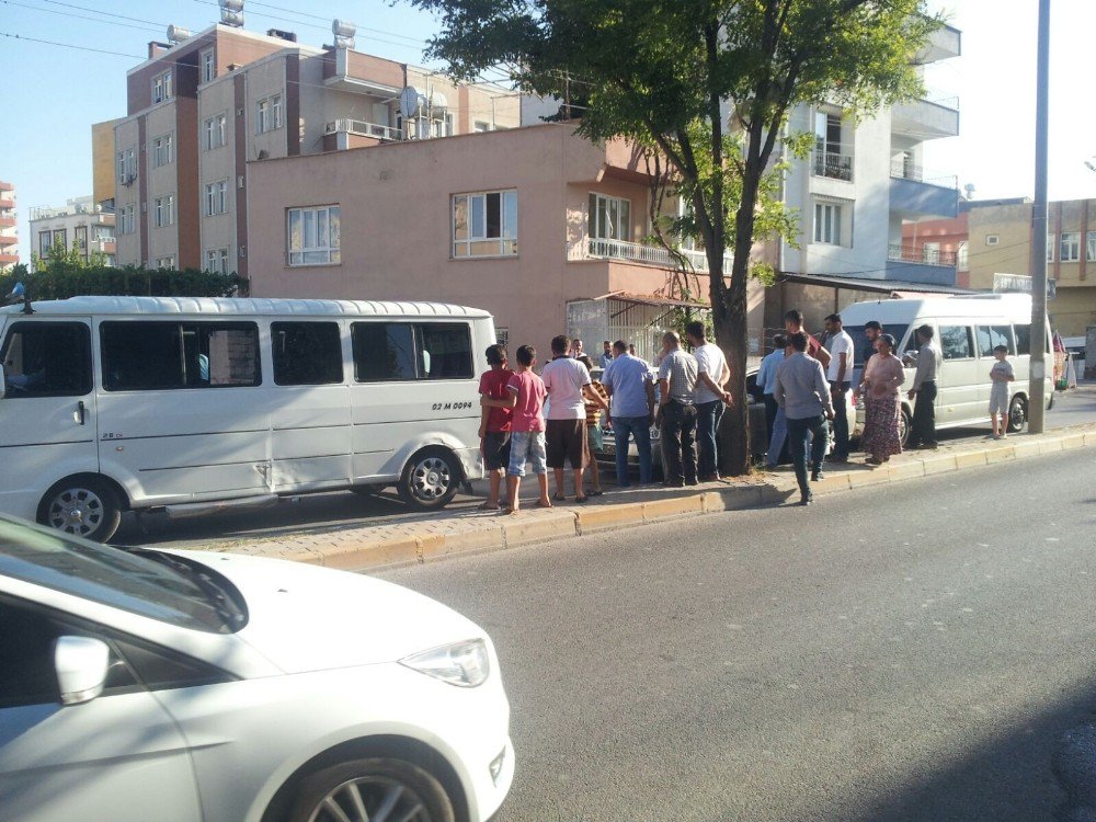 Adıyaman’da 3 Araç Bir Birine Girdi