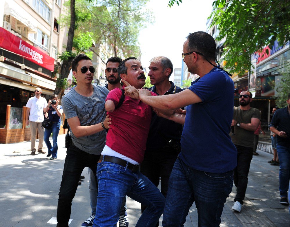 Başkent’te Gülmen Ve Özakça Eyleminde 1 Kişi Gözaltına Alındı