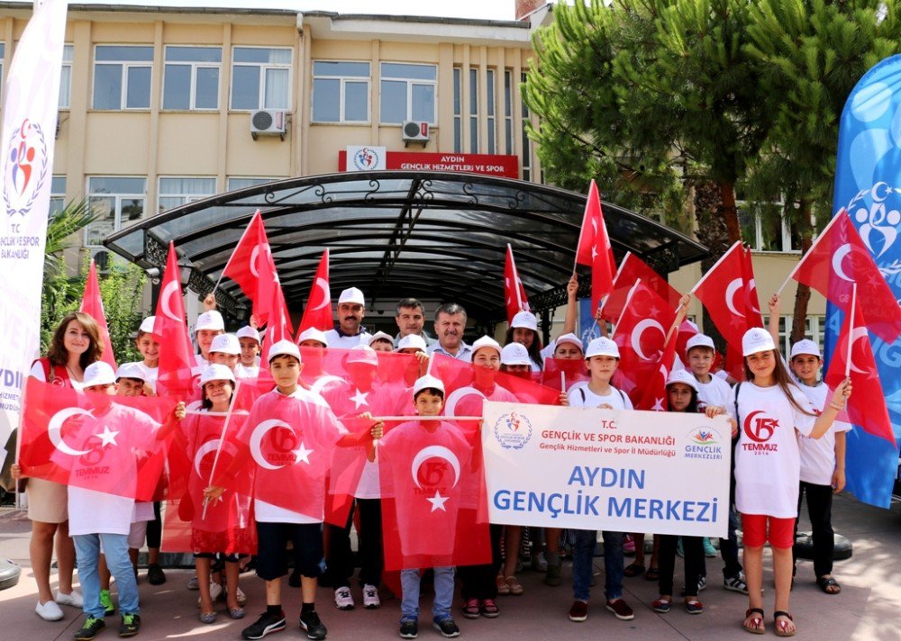 Aydın Gençlik Merkezinden “Merkezim Her Yerde” Projesi