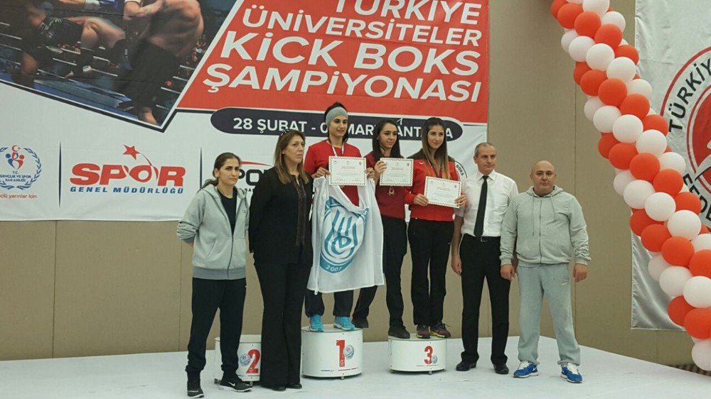 Annesinin Israrıyla Spora Başladı, Türkiye Şampiyonu Oldu