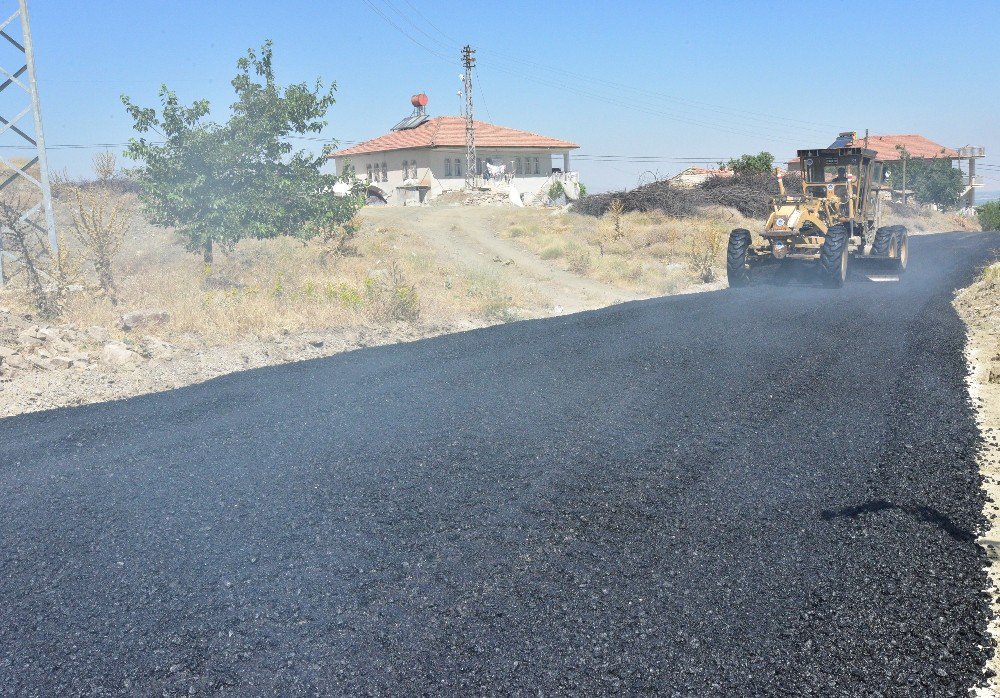 Göller Mahallesinin Sokakları Asfaltlandı