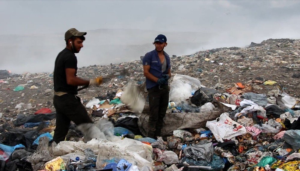 Kars Çöplüğünde Yaşam Mücadelesi