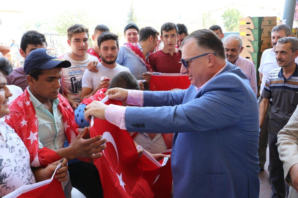 Gençoğlu Asker Uğurlama Törenine Katıldı